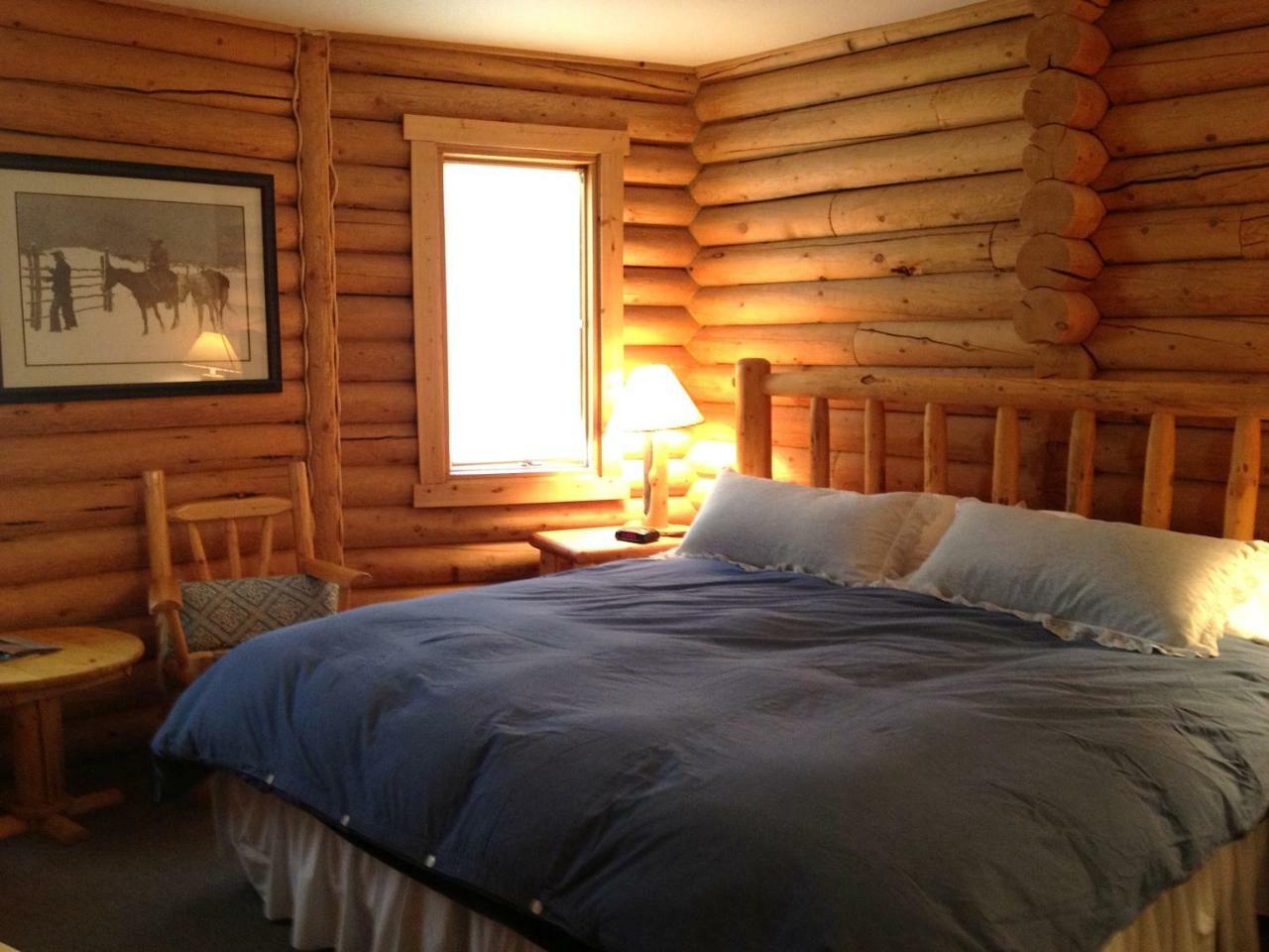 Inn On The Beartooth B&B Ред Лодж Екстериор снимка